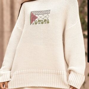 Batul the collection solidarity sweater